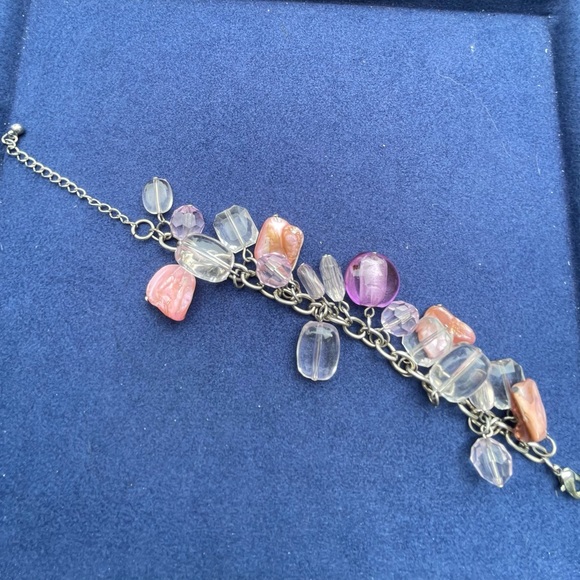 Pretty pink and purple bracelet - Picture 4 of 6